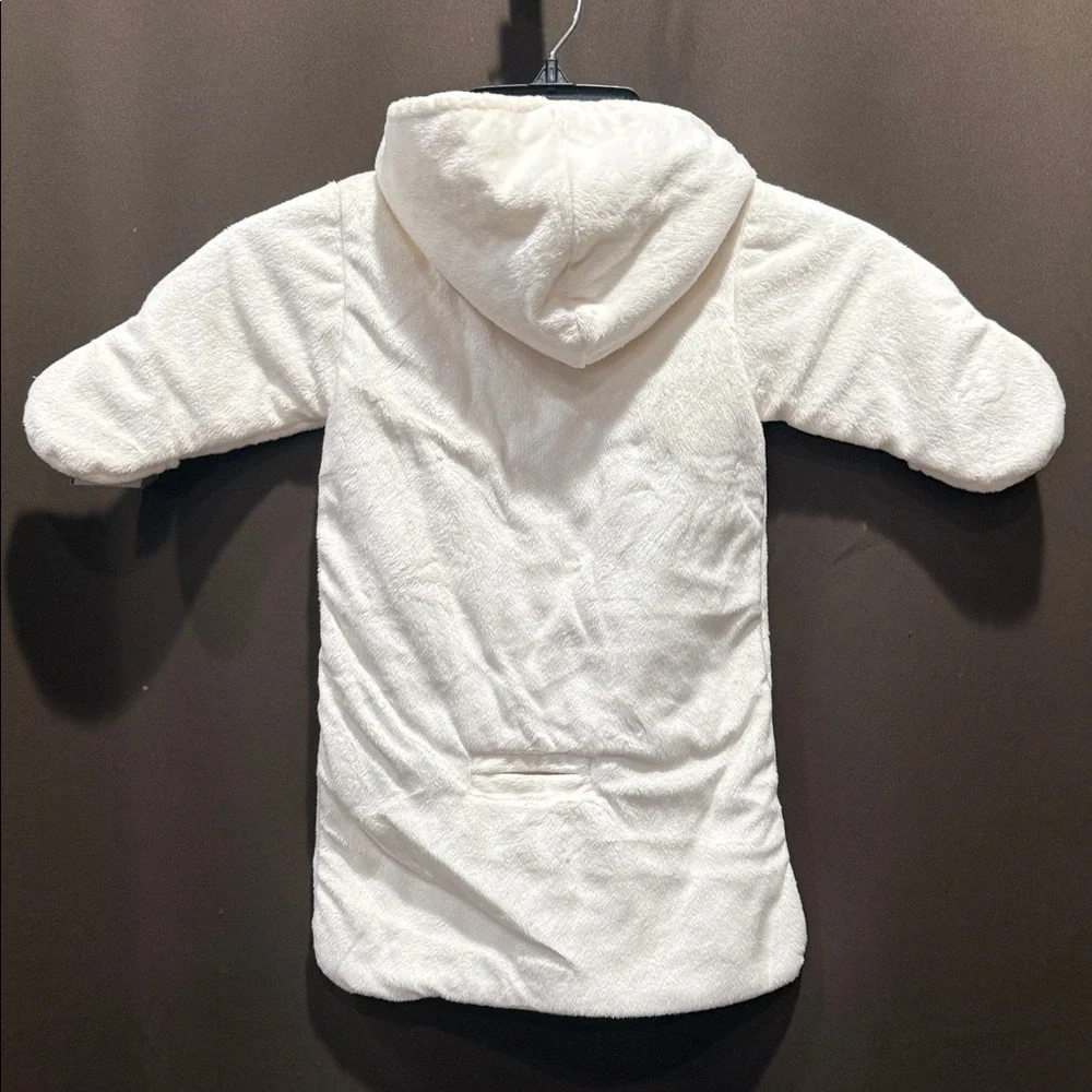 Carter's White Hooded Sleep Sack with Bear Design Size 0-3 months NWT